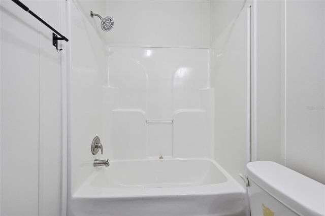 215 SW ALPINE PLACE, High Springs, FL 32643