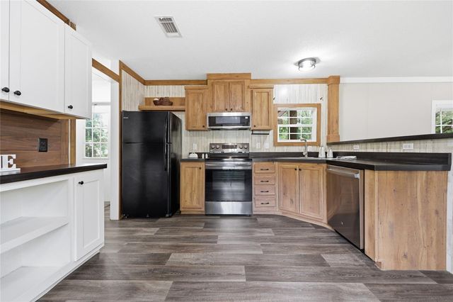 215 SW ALPINE PLACE, High Springs, FL 32643