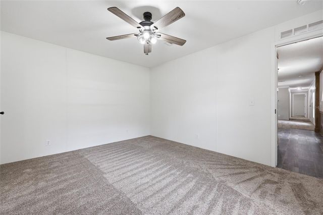 215 SW ALPINE PLACE, High Springs, FL 32643