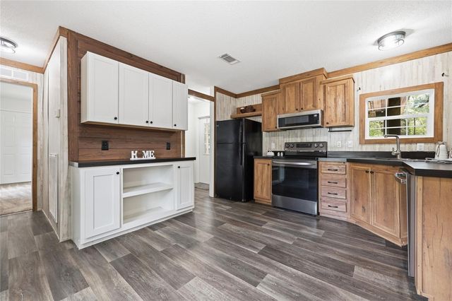 215 SW ALPINE PLACE, High Springs, FL 32643