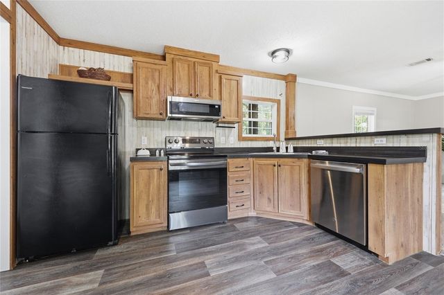 215 SW ALPINE PLACE, High Springs, FL 32643