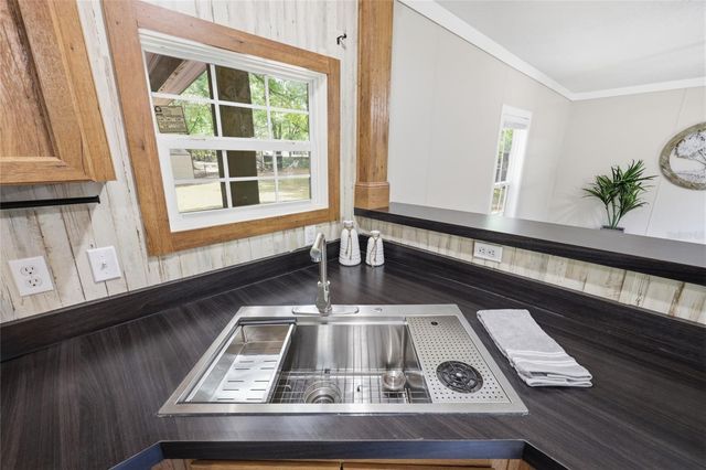 215 SW ALPINE PLACE, High Springs, FL 32643