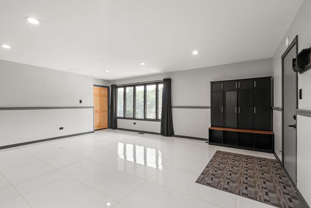 9966 Olcott Avenue, St. John, IN 46373