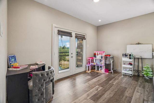 757 CANYON BND, Canyon Lake, TX 78133