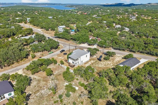 757 CANYON BND, Canyon Lake, TX 78133