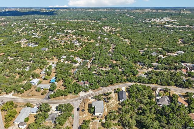 757 CANYON BND, Canyon Lake, TX 78133