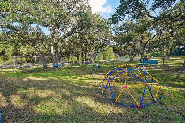 757 CANYON BND, Canyon Lake, TX 78133
