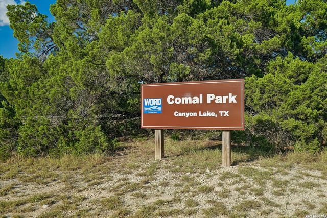 757 CANYON BND, Canyon Lake, TX 78133