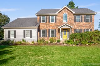 1254 Croydon Court, Geneva, IL 60134