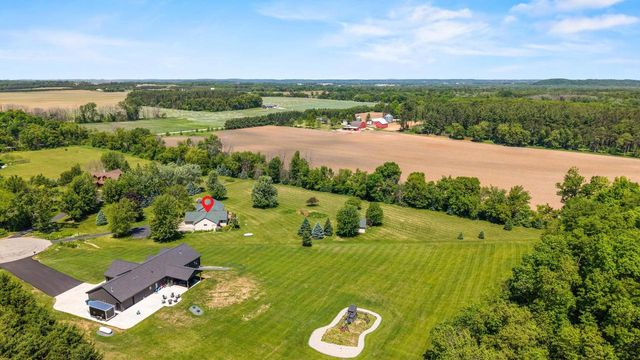 N2672 BUTTERNUT ROAD, Hortonville, WI 54944