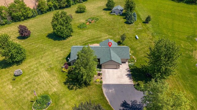 N2672 BUTTERNUT ROAD, Hortonville, WI 54944