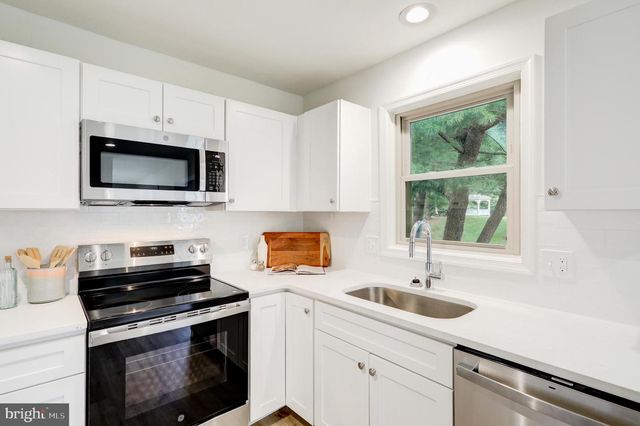 26 RIVER BEND PARK, Lancaster, PA 17602