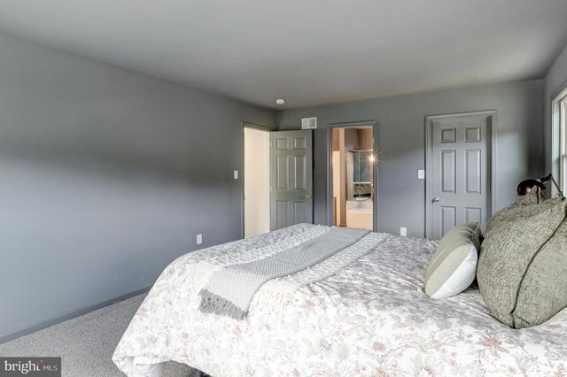 26 RIVER BEND PARK, Lancaster, PA 17602