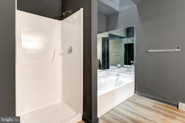 26 RIVER BEND PARK, Lancaster, PA 17602