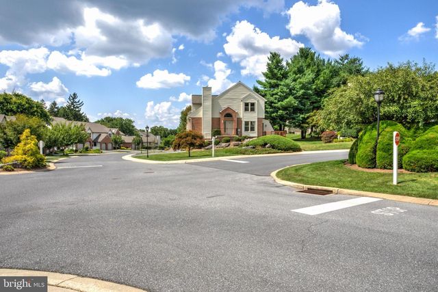 26 RIVER BEND PARK, Lancaster, PA 17602