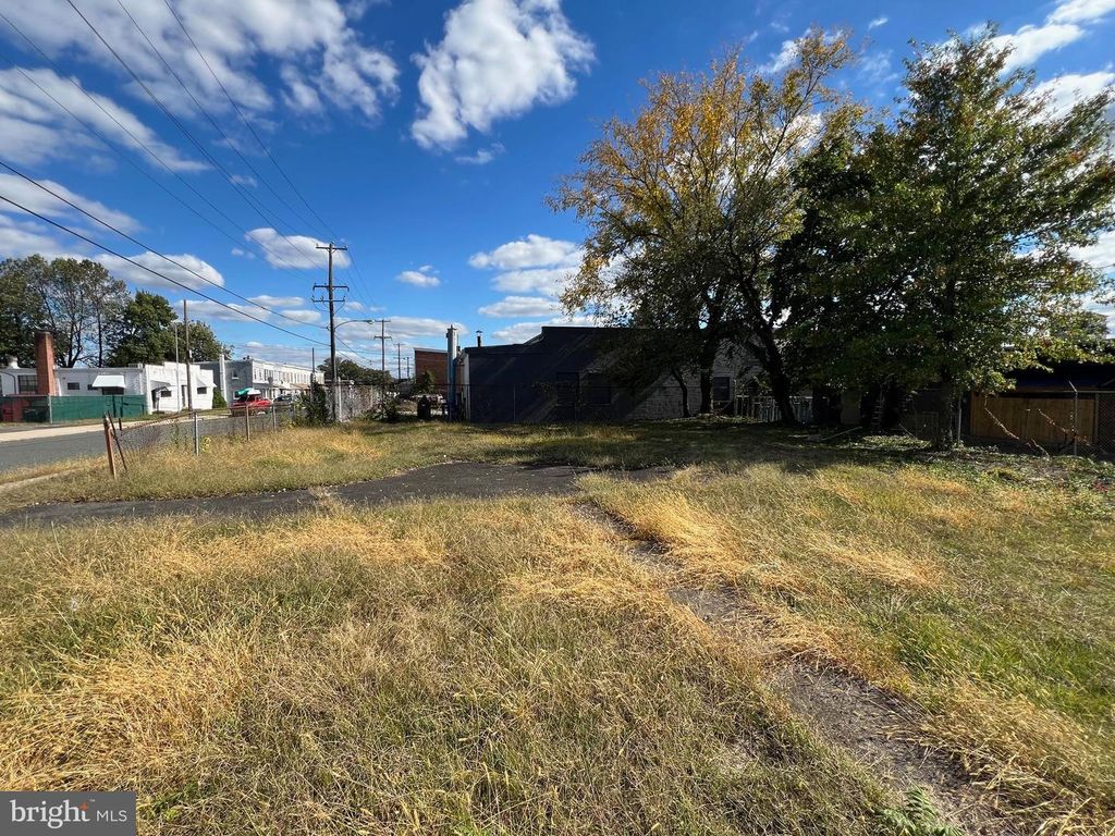 536 & 538 W VINE ST, Pottstown, PA 19464