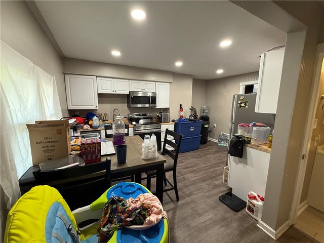 1328 Diana St, Spring Hill, PA 15212