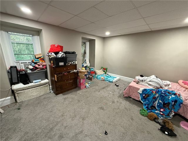 1328 Diana St, Spring Hill, PA 15212