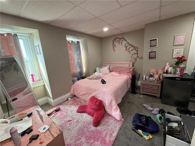 1328 Diana St, Spring Hill, PA 15212