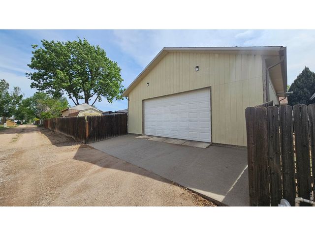 527 Elm St, Fort Morgan, CO 80701