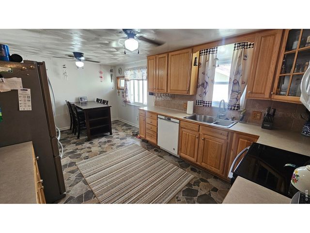 527 Elm St, Fort Morgan, CO 80701