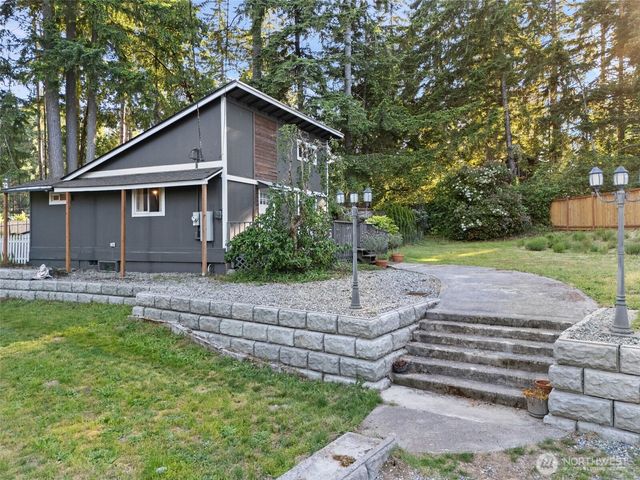 19516 26th Street Ct SW, Lakebay, WA 98349