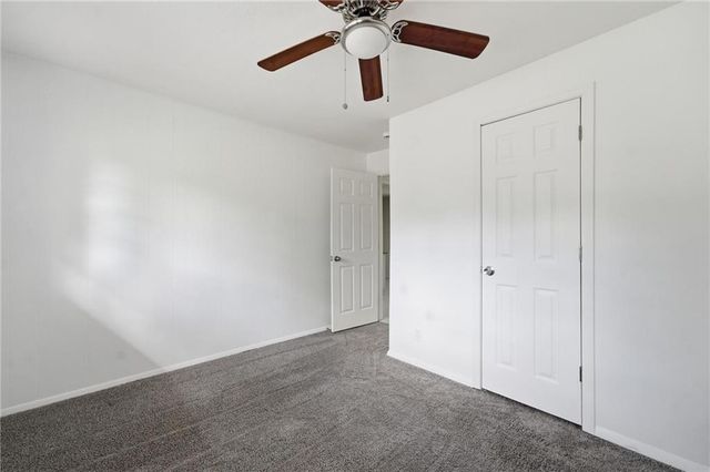 2518 S Crescent Avenue, Independence, MO 64052