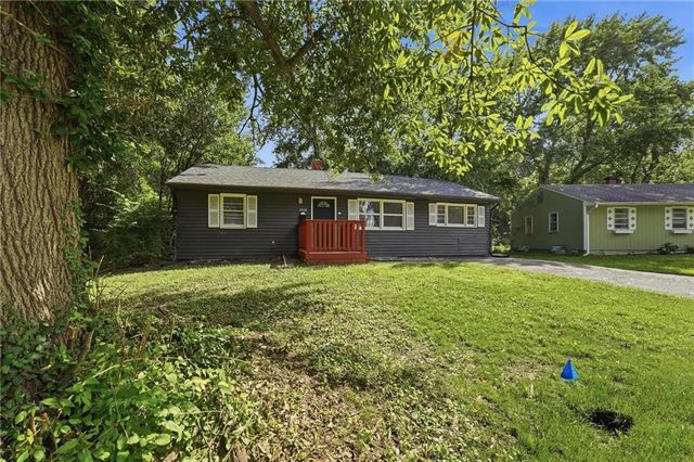 2518 S Crescent Avenue, Independence, MO 64052