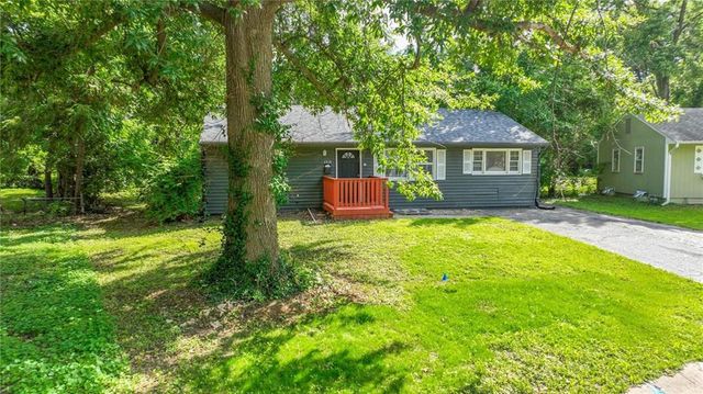 2518 S Crescent Avenue, Independence, MO 64052