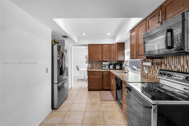 11911 NW 32nd Manor, Sunrise, FL 33323