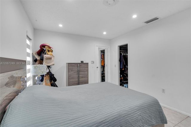 11911 NW 32nd Manor, Sunrise, FL 33323