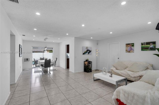 11911 NW 32nd Manor, Sunrise, FL 33323