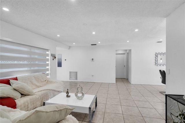 11911 NW 32nd Manor, Sunrise, FL 33323