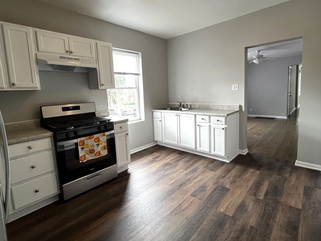 1801 N Lotus Avenue 2, Chicago, IL 60639