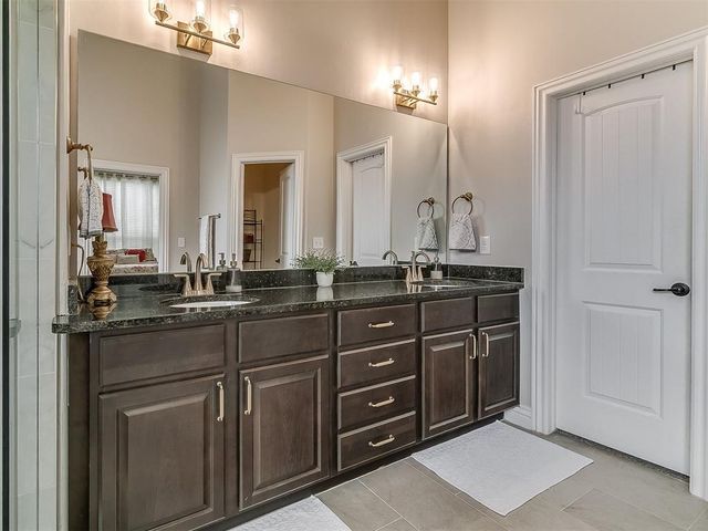 6213 NW 161st Circle, Edmond, OK 73013