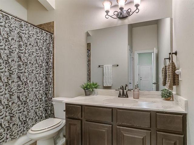6213 NW 161st Circle, Edmond, OK 73013