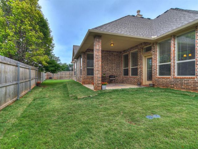 6213 NW 161st Circle, Edmond, OK 73013