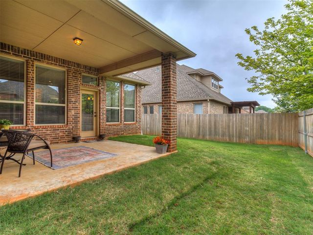 6213 NW 161st Circle, Edmond, OK 73013