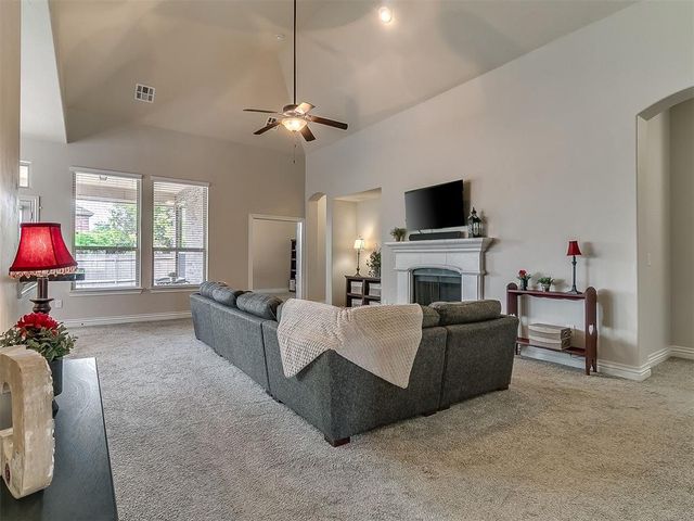 6213 NW 161st Circle, Edmond, OK 73013