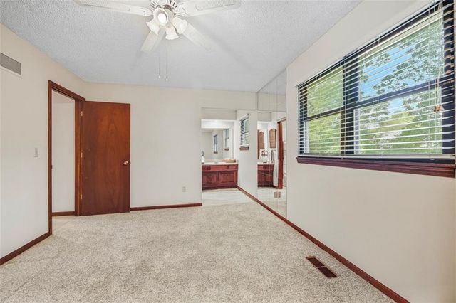 11901 Harrison Drive, Kansas City, MO 64146