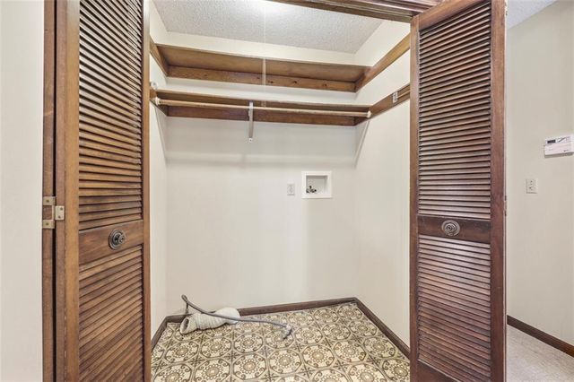 11901 Harrison Drive, Kansas City, MO 64146