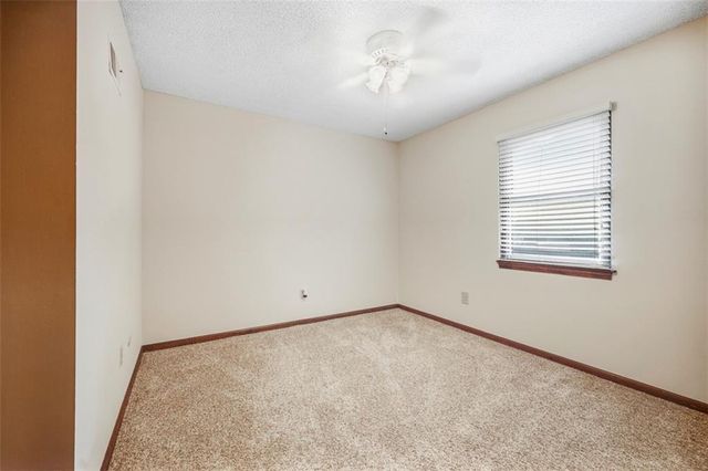 11901 Harrison Drive, Kansas City, MO 64146