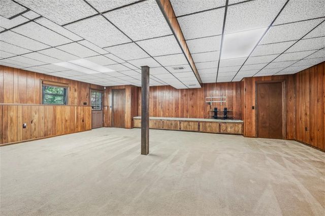 11901 Harrison Drive, Kansas City, MO 64146