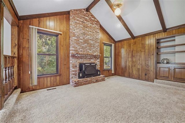 11901 Harrison Drive, Kansas City, MO 64146