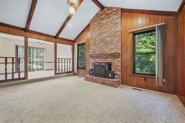 11901 Harrison Drive, Kansas City, MO 64146