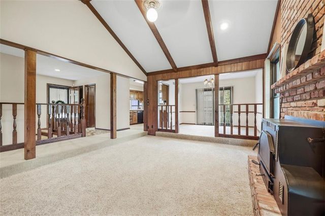 11901 Harrison Drive, Kansas City, MO 64146