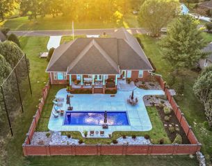 300 Willow Brook Dr, Manchester, TN 37355
