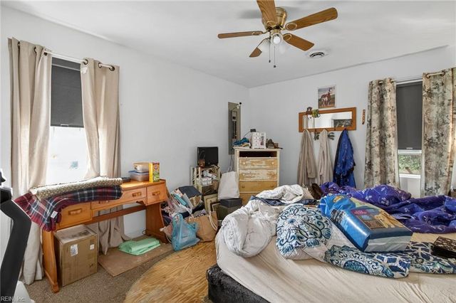 305 N 5th ST, Suffolk, VA 23434