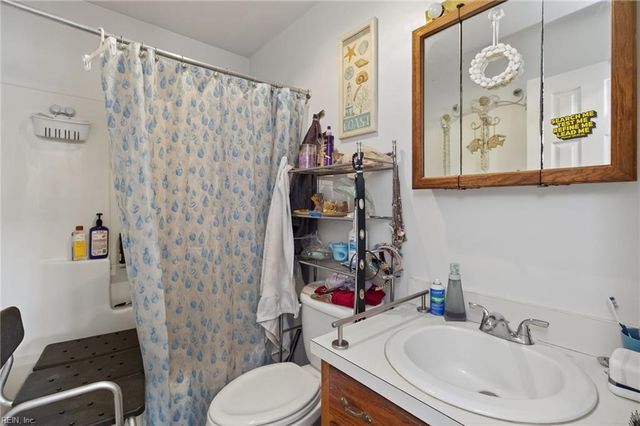 305 N 5th ST, Suffolk, VA 23434