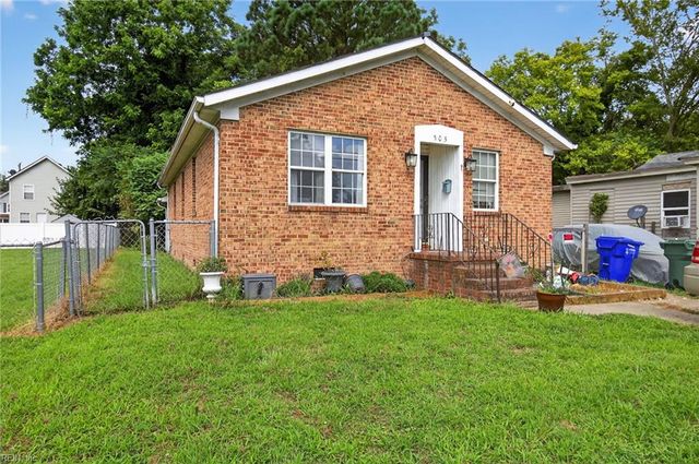 305 N 5th ST, Suffolk, VA 23434